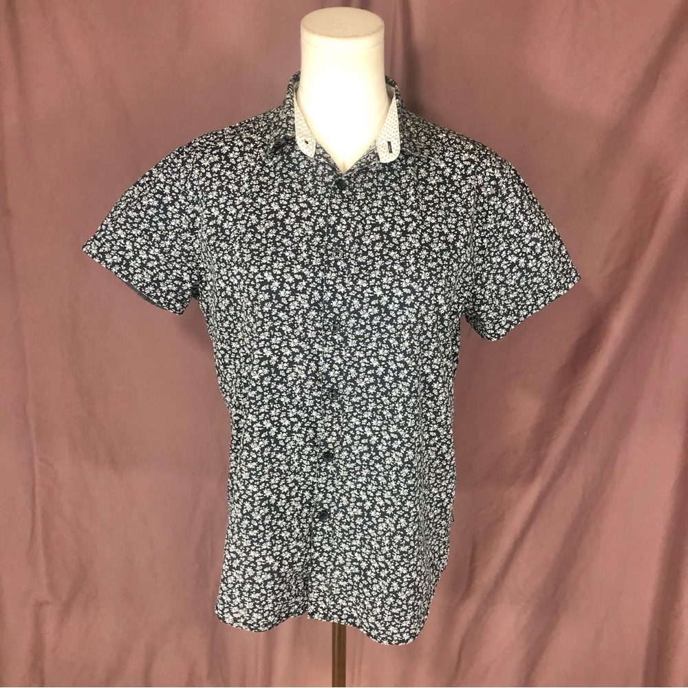 Kenneth Cole 100% Cotton Floral Button-Down Shirt Women’s Small Medium